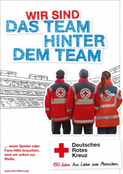 Foto: Sanitäter beim Fußballspiel.